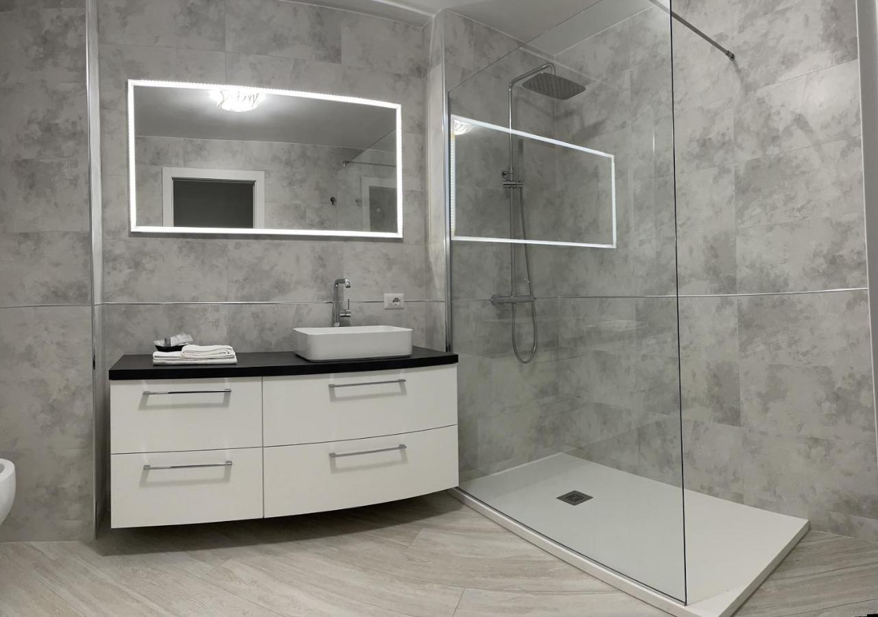 Residenze Niguarda Aparthotel Milão Exterior foto